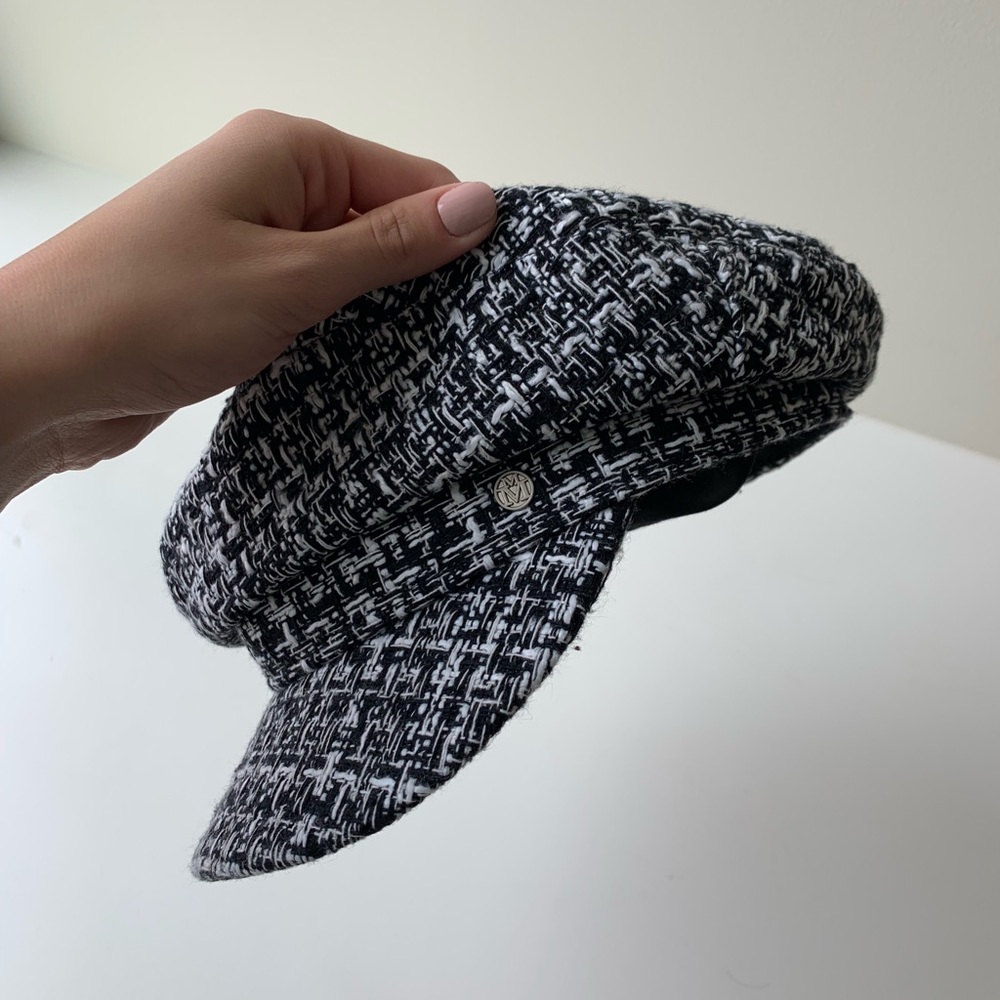 Tweed baker hat